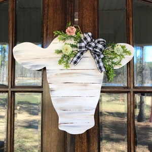 Farmhouse Cow Head, door hanger, Farmhouse, Rustic, cows, home decor, cow, farm, welcome, cow tags