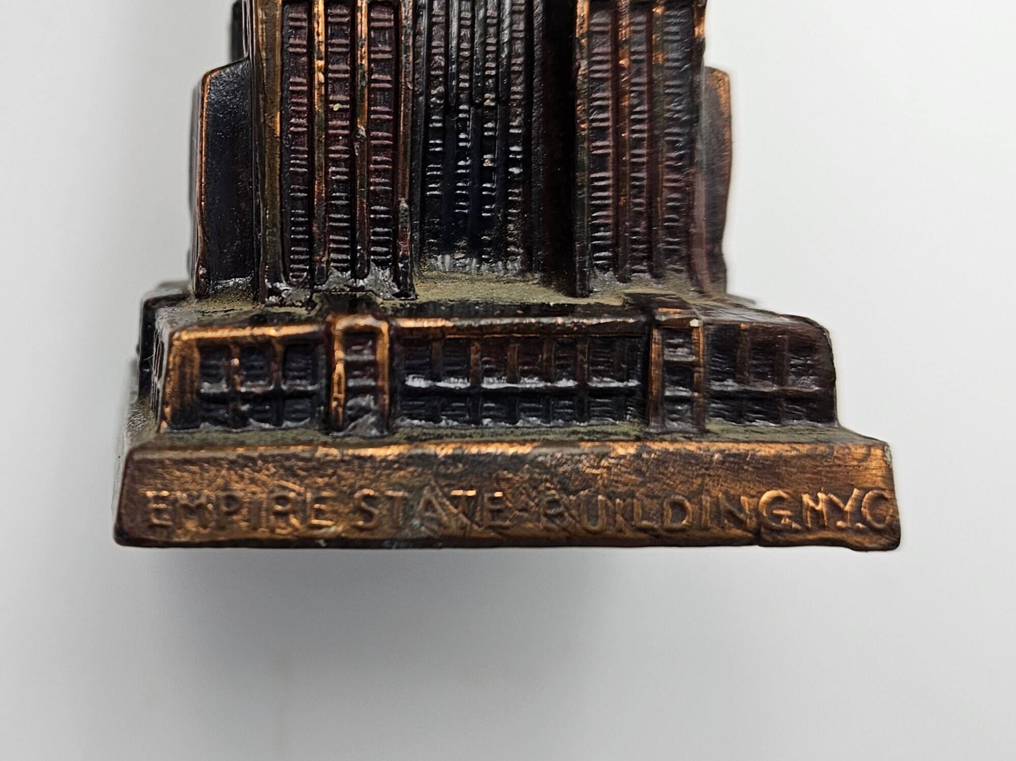アンティーク雑貨 Souvenir Empire State Building Amazon.com: ASUNFO 7.1 Inch Empire State Building Statue
