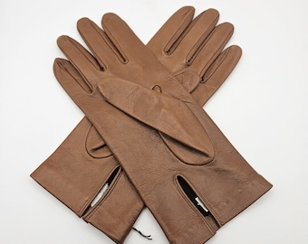 Pair of Caramel Leather Gloves With Wrist Vent - Knit Fabric
