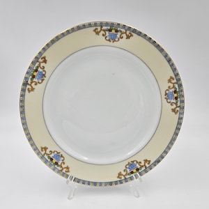Meito China Japan Dinner Plates Pattern MEI1732 - your choice - priced individually