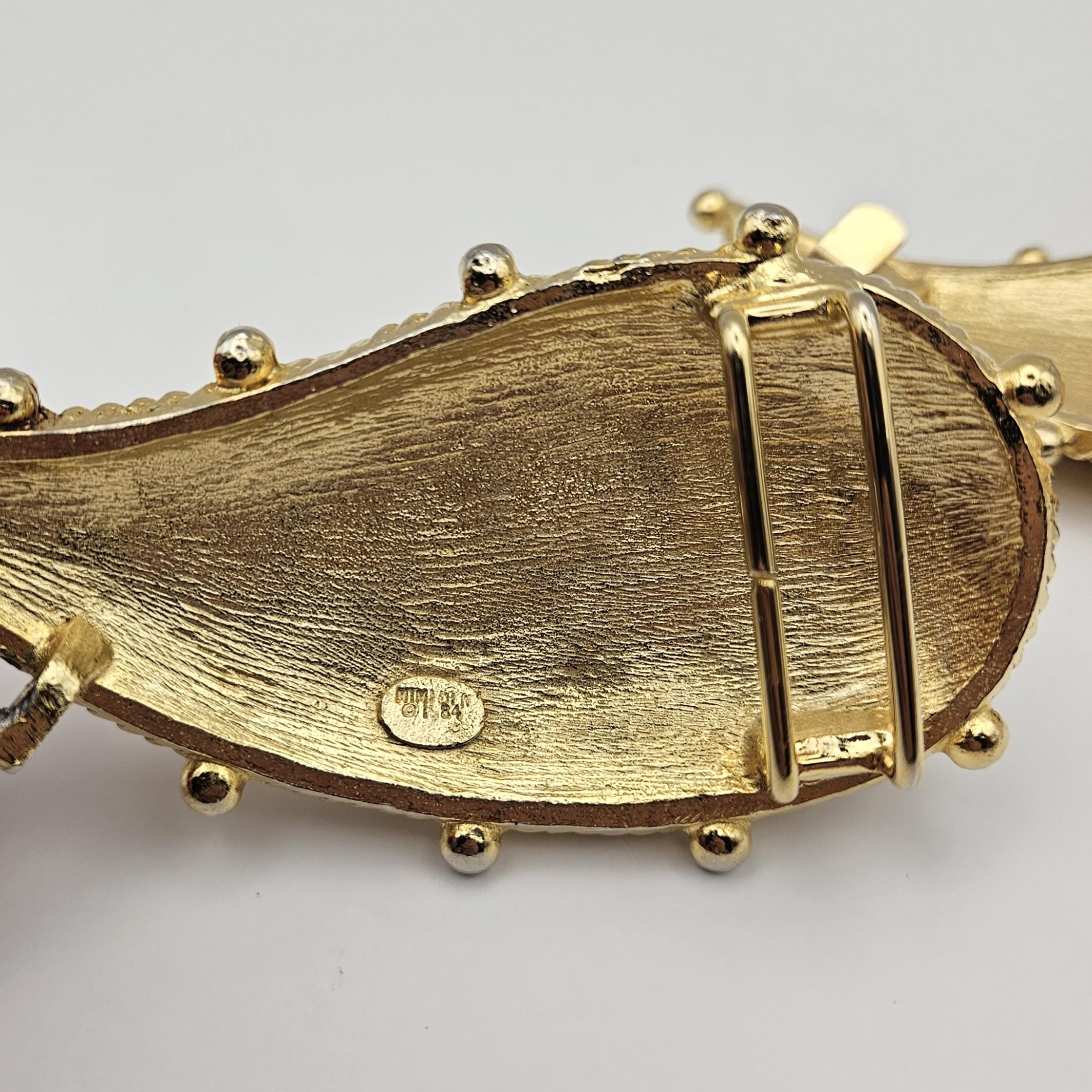 Mimi D N Gold Tone Paisley Belt Buckle - 1984 Hallmarked 