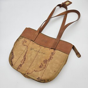 Alviero Martini 1A Classe (Prima Classe) Geo Shoulder Bag - Coated Canvas and Leather