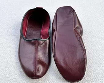 Chaussures tawaf bordeaux en cuir véritable en taille homme, chaussons en cuir, chaussures de maison, chaussons avec semelle intérieure en cuir, chaussures de maison pour hommes