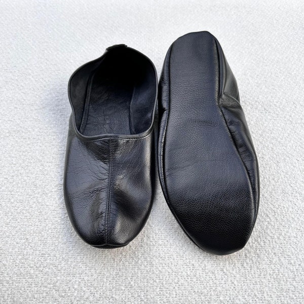 Echtleder schwarze Tawaf-Schuhe in Herrengröße, Lederpuschen, Hausschuhe, Hauspantoffeln mit Ledereinlage, Erdungsschuhe
