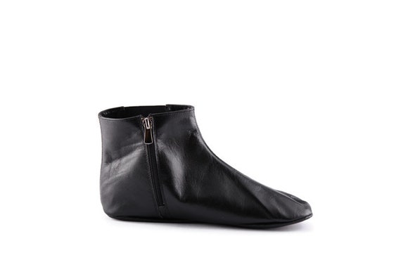 Goat Leather Khuffain Boots for Women | Zipper Black Wudu Socks | Waterproof Islamic Prayer Moccassins | Winter Foot Warmer Slipper