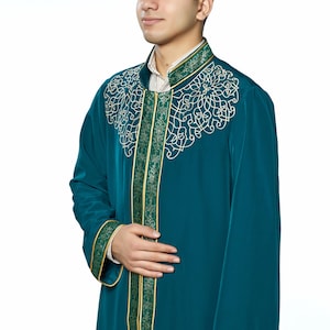 Kayrevan Green Muslim Long Kurta, Islamic Mens Wear, Embroidered Thobe, Galabiyya, Jubbah Islamic Wear, Judge Collar Plain Robe, Punto