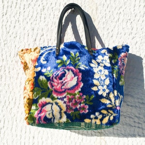 Kleine Gobelin Einkaufstasche/Upcycled Vintage Blauer und Gelber Blumen Gobelin, Vintage Handgewebter Stoff/Stoff Einkaufstasche - Koutaki38