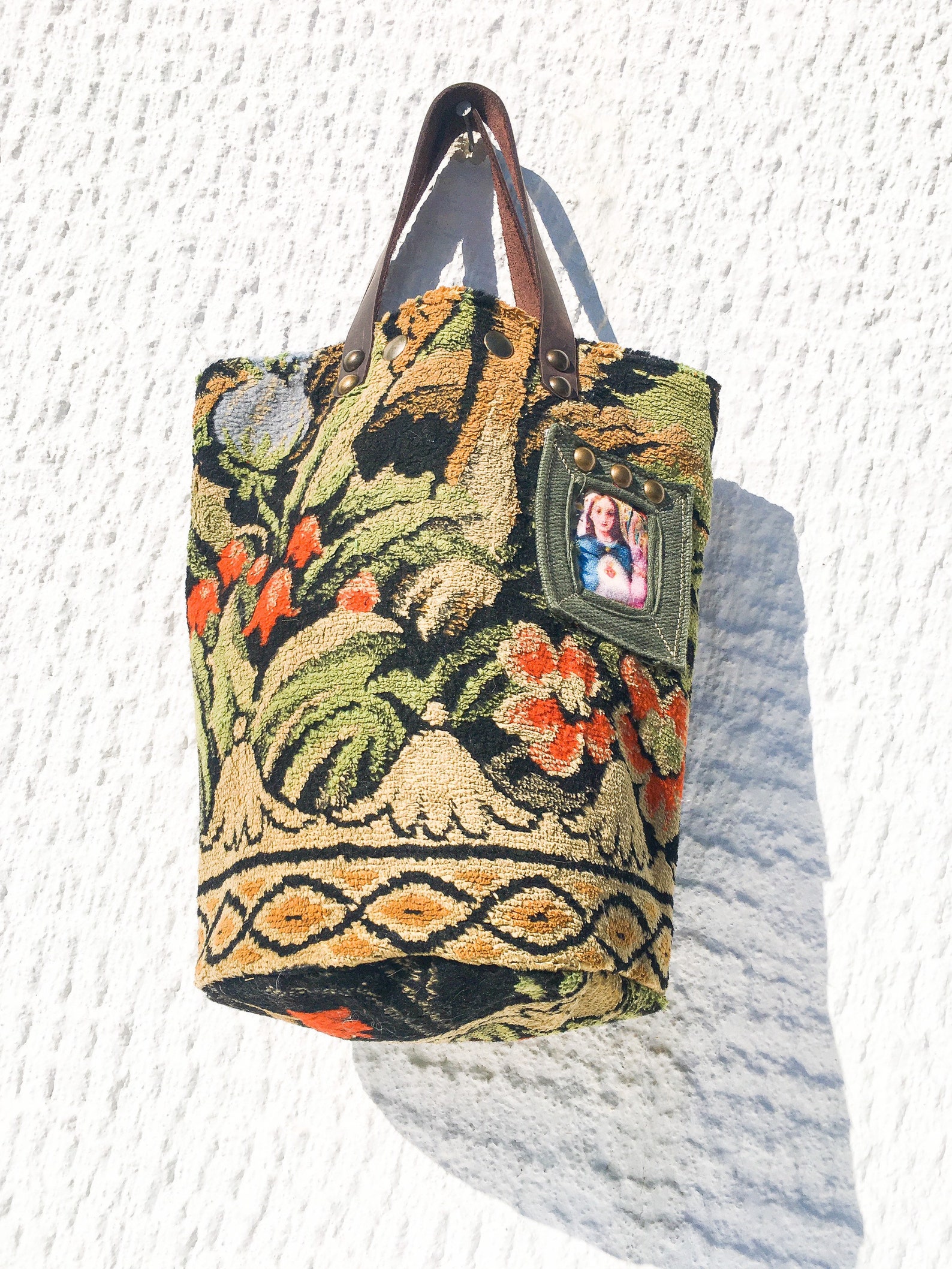 Small Bucket Style Tote Bag Upcycled Vintage Tapestry/bucket Fabric ...