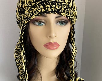 Crochet Beanie, Pittsburgh Steelers Hat, Purdue Hat, University of Missouri Hat, University of Iowa Hat, Black and Yellow Hat, Team Hat