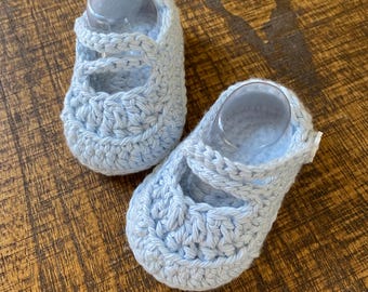 Crochet Baby Flats: Soft Yarn Baby Shoes with Strap, Crochet Baby Shoes