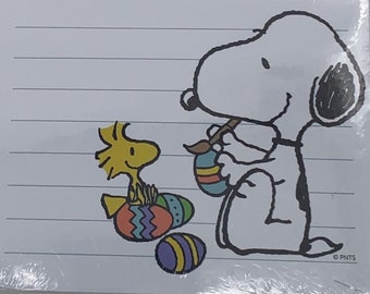 Peanuts - Snoopy and Woodstock Painting Easter Eggs Shopping List / Note Pad