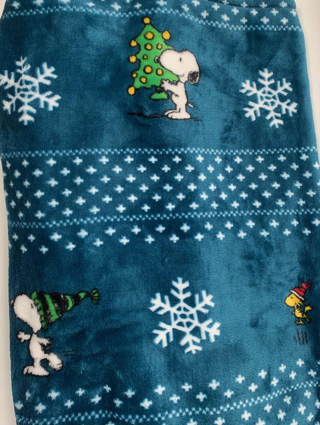 Peanuts Snoopy and Woodstock Winter Plush Throw - Etsy