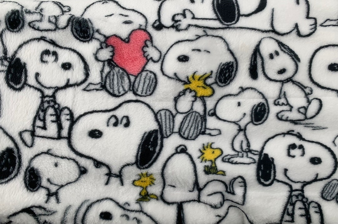 Peanuts Snoopy and Woodstock Hugs and Hearts Plush Throw 60 X 70 - Etsy