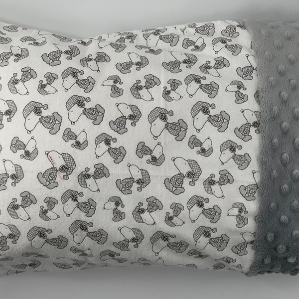 Peanuts - Snoopy Bedtime Travel/Child Pillow Case With Pillow