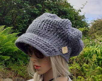 Newsboy Hat Women, Peaked Beanie Cap, Winter Peaked Hat, Hat with Bill, Crochet Adult Hats, Handmade Accessories, Gift Ideas, Hat with Visor