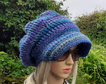 Newsboy Hat Women, Peaked Beanie Cap, Winter Peaked Hat, Chunky Crochet Hat, Crochet Adult Hats, Handmade Accessories, Gift Ideas