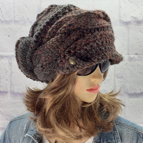 Knit Newsboy Hat, Newsboy Cap Women, Crochet Beanie Hat, Peaked Cap, Ombre Slouchy Beanie, Brimmed Beanie, Hat with Peak, Winter Accessories