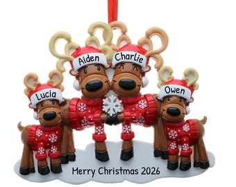 Personalisierte Familienverzierung 2023 - Mr. & Mrs. Reindeer Ornaments Familie mit 4 Rentier-Weihnachtsverzierung - Kostenlose Anpassung mit Geschenkbox