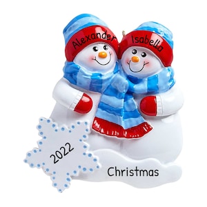 パーソナライズされた雪のカップルのオーナメント、カップルのクリスマスオーナメント、カスタムカップルオーナメント、カップルオーナメント、カップルへのギフト、初めてのクリスマス
