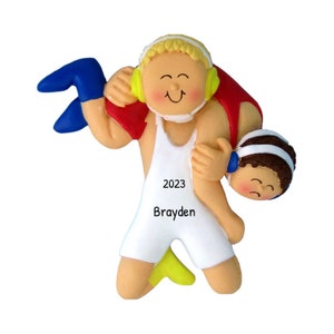 Gepersonaliseerd worstelornament, kerstversieringen, worstelornamenten, worstelaar cadeauornament, blonde worstelaarjongen, aangepast ornament