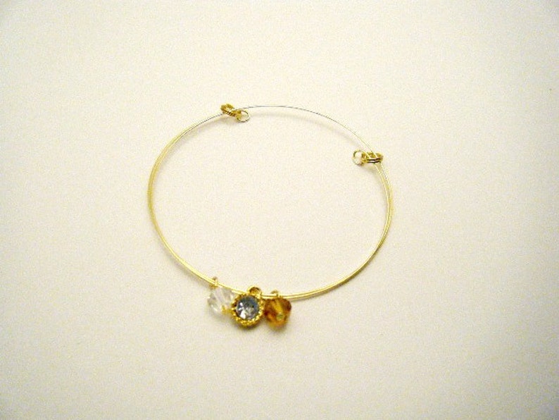 Charm Bracelet Bracelet B62 Stretch Bracelet Memory wire Goldtone