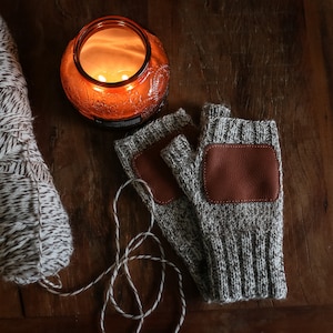 Thoreau Woolen Mittens | Knitting Pattern | Easy Knit | Beginner Knitting | Wool Knit | Knit Gloves | Knit Mittens | Fingerless Gloves
