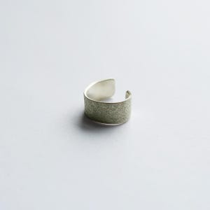 Ear Cuff Solid 9ct White Gold Brushed Plain 4mm