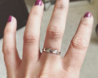 Sterling Silver Wave Ring, Silver Sea Ring, Travel Jewellery, Travel Ring, Matching Rings, Stacking Ring, Beach Jewellery, Holiday Fashion,