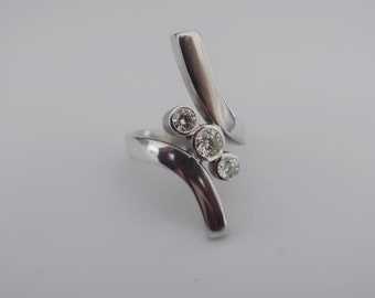 Custom Ring Design, Customised Jewellery, Handmade Ring, Ring Reapir, Ring Designer Maker, Upcyle, Upcycling, Recycle Jewelry