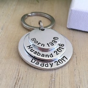 New Daddy Gift, Husband Keyring, Love Story Keyring, Personalised Dad Keychain, Personalised Husband Keyring, Timeline Gift, Dates, Father