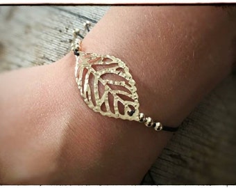 Freundschaftsband, Boho, Urlaub, Makramee, filigranes Armband mit Perlen vergoldet