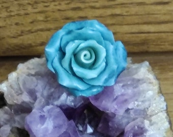 Dream ring in blue with a blue blooming rose flower in cold porcelain, engagement or wedding gift idea