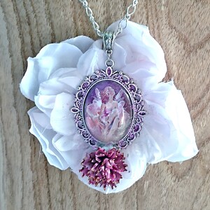 Collier fée Mélissa, fée en camaïeu de rose sous verre, cabochon peint, rose en tissu image 5