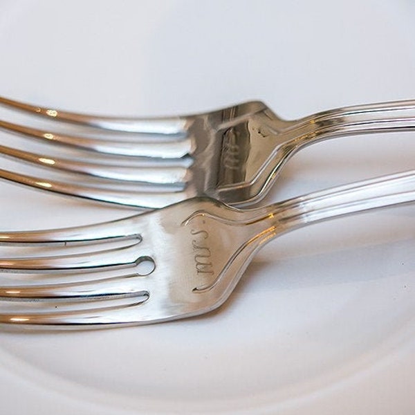 Engraved Fork Set - Wedding Keepsake Fork Set - I Do - Vintage Wedding - Wedding Reception- Retro - Mr and Mrs - Engagement Present