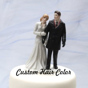 Custom Wedding Cake Topper - Winter Bride and Groom - Winter Wedding - Romantic Wedding Cake Topper - Winter Theme Wedding - Winter - Snow