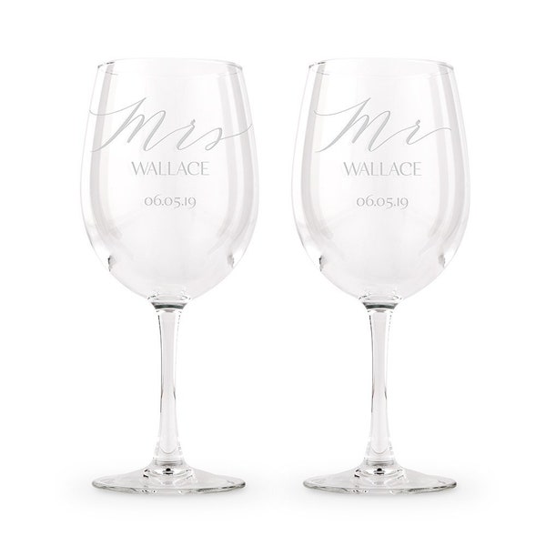 Mr and Mrs Custom Wine Glasses - Engraved Wine Glass Set for the Couple - Anniversary Gift - Bridal Shower Gift - Unique Wedding Present