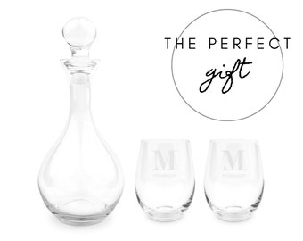 Customized Wine Glasses with Decanter - Wine Carafe Set - Custom Serif Initial Wine Decanter Set - Housewarming Gift - Unique Wedding Gift