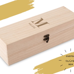 Custom Simple Monogram Engraved Wine Box - Engagement Gift - Wedding Gift - Gifts for the Couple - Wedding Wine Box - Wedding Gift Box