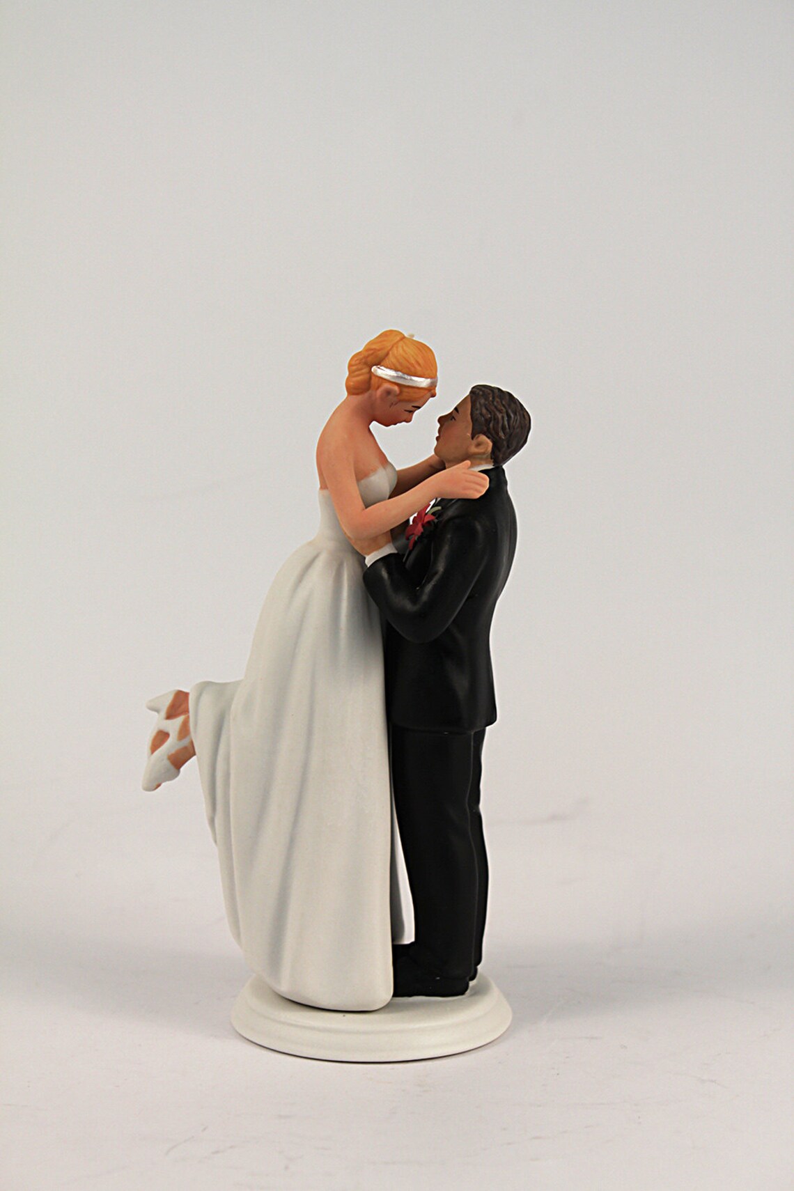 Personalized Interlocking Bride and Groom Wedding Cake Topper- Medium ...
