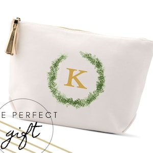 Personalized Cosmetics Bag - Initial - Stocking Stuffer - Gifts for Her - Birthday - Best Friend Gift - BFF - Custom Makeup Bag - Wreath