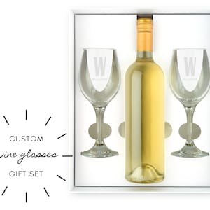 Custom Wine Gift Set - Personalized Wine Glasses in White Gift Box - Engraved Wine Glasses - Wedding Gift - Bridesmaid Proposal Gift Box Set