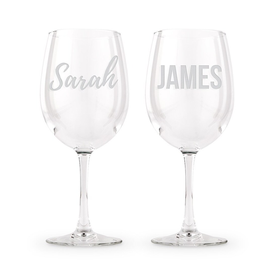 Custom Couple Set of 2 Wine Glasses Engraved Wine Glass Set for the