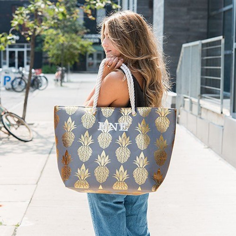 Pineapple Tote Bag - Personalized Tote Bag - Bride Gift - Bridesmaid Gift - Destination Wedding - Beach Wedding - Beach Tote - Metallic Gold 