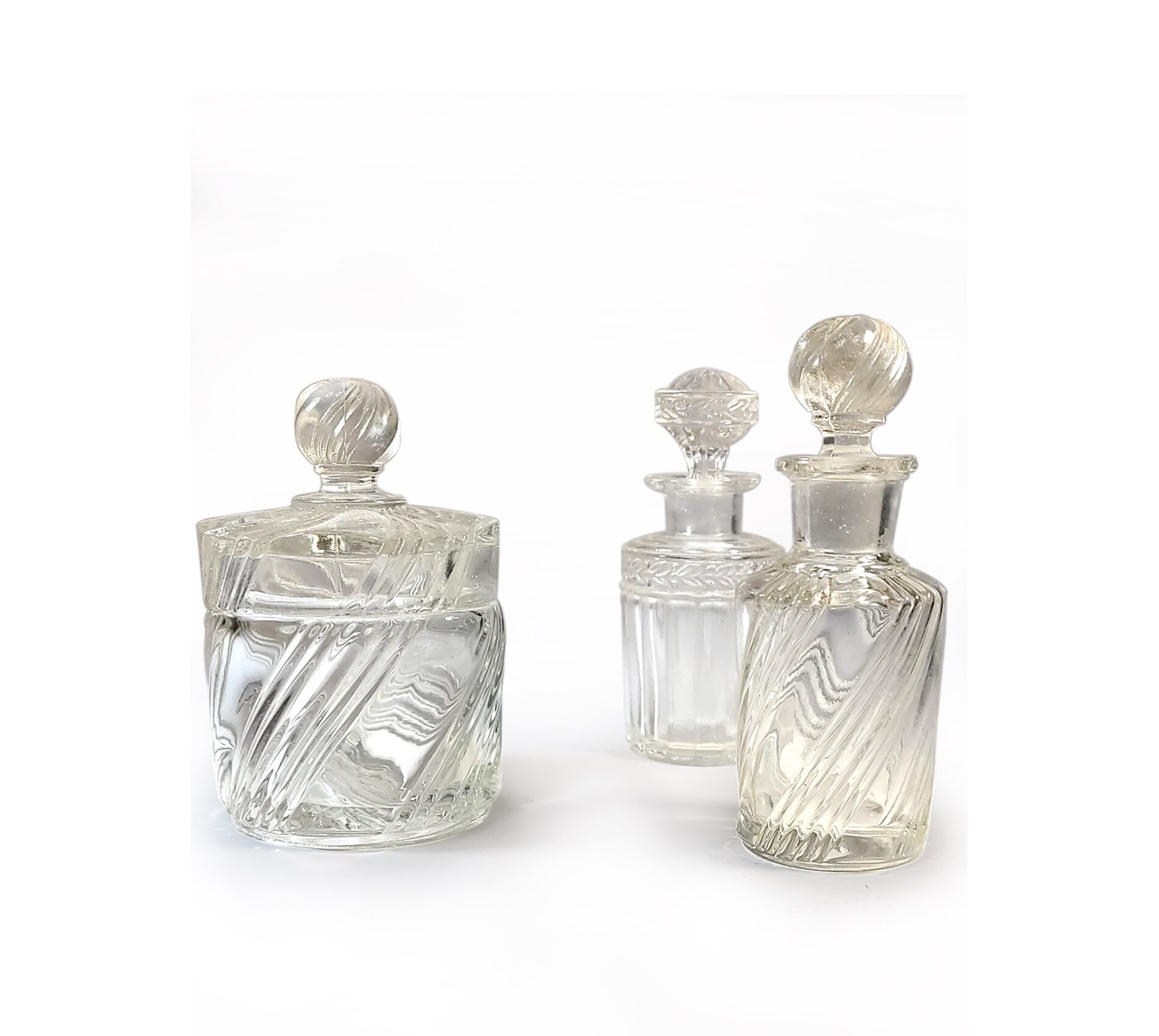 2 Fioles avec Poudrier, Flacon et Pot Boudoir