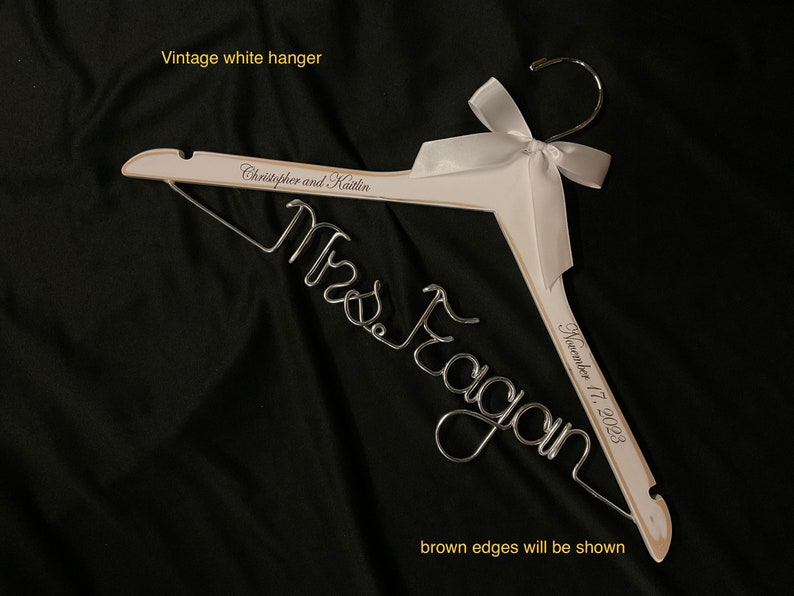 wedding dress hanger,wedding hanger for bride,bridal hanger,bridal dress hanger,bride gift,wedding hanger,Personalized Hanger,Bride hanger