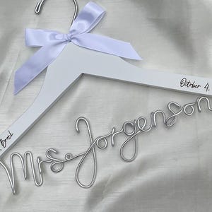 Personalized Hanger,Bride dress hanger,Bride hanger,Wedding Hanger,Bride hanger for wedding dress,Wedding Dress hanger,bridesmaid gifts