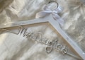 Personalized Wedding Dress Hanger, Bridal Hanger, Bride Hanger, Custom Wire Name Hanger, Bridal Party Gifts, Wedding Hanger, Engagement Gift