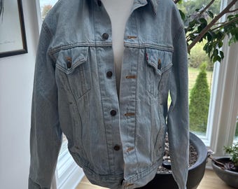 Vtg Levi’s Trucker Jacket- Size Large