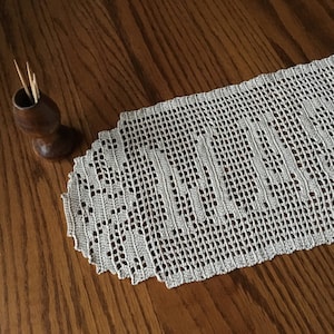 Tapete de crochet con nombre para regalar en bodas - Regalos para esposa - Regalos para esposo