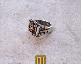 Masonic Ring With Golden Tools